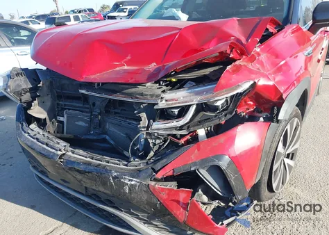 2024 Volkswagen Taos z USA, uszkodzony, nr VIN 3VV9P6B21RM038918